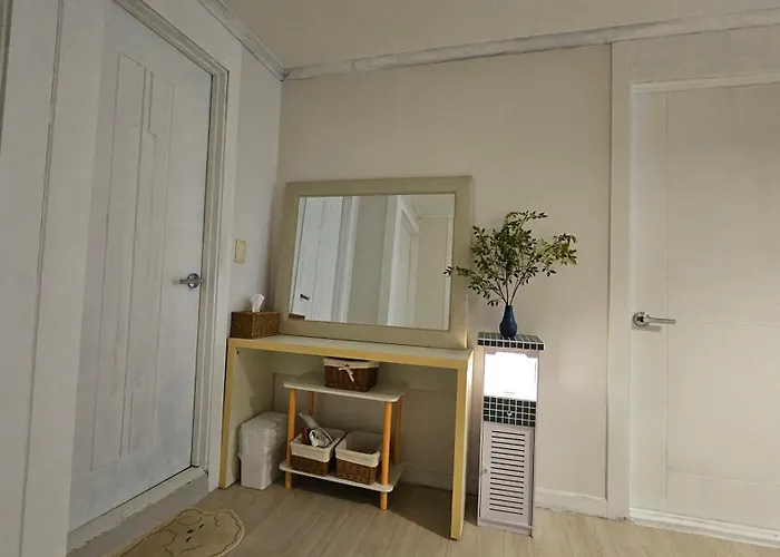 Station 5min 3room Seúl