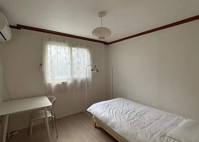 Station 5min 3room